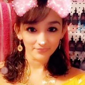 Meet your Posher, Rachel